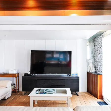 Pierre Percee Bord De Loire Proche Nantes 別荘