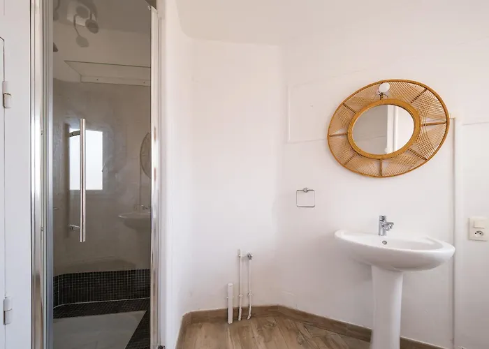 Pierre Percee Bord De Loire Proche Nantes Feriehus