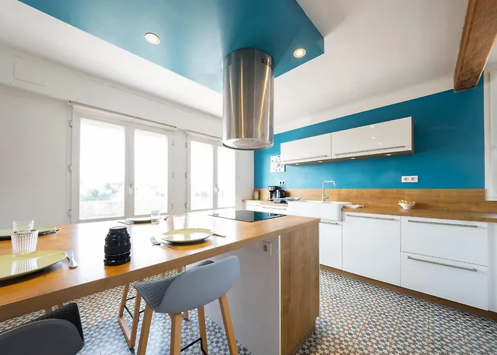 Pierre Percee Bord De Loire Proche Nantes Feriehus