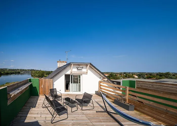 Pierre Percee Bord De Loire Proche Nantes Divatte-sur-Loire